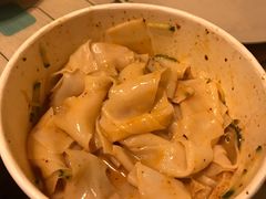 石河子风味凉皮-董小西的凉皮和椒麻鸡(三元桥店)
