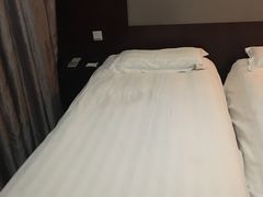 -上海徐汇瑞峰酒店