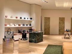 -CELINE(尚嘉中心店)