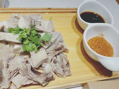 手抓羊肉-丁里羊肉小镇(天鹅湖总店)