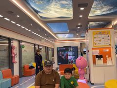 -极橙儿童齿科矫正中心(奥城店)