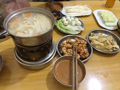 -食上东新街美食街区(民乐新都会店)