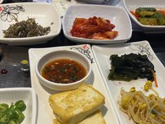 -青松馆韩国料理(香港中路佳世客店)
