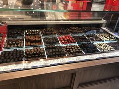 -上海市长春食品商店(淮海中路店)
