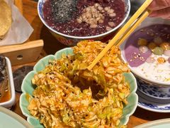 -八月美食小馆(银泰城总店)