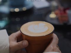 拿铁咖啡-游心咖啡(青山滨江店)