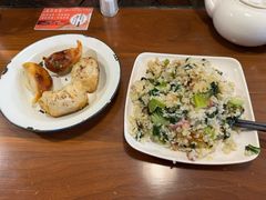 -舒蔡记生煎菜饭(云南中路店)