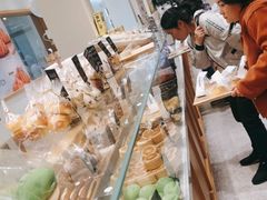 -分子跳动鲜活面包(五一大道店)