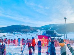 -中旅松花湖滑雪场