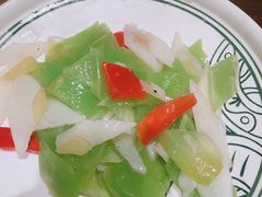 -云海肴·汽锅鸡·云南菜(天山百盛优客店)