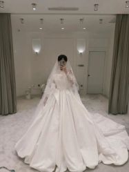 点击看大图 -Renee芮亦婚纱