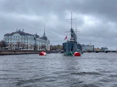 -阿芙乐尔号巡洋舰