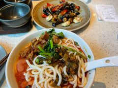 小锅米线-半山腰·云南菜(侨福芳草地店)