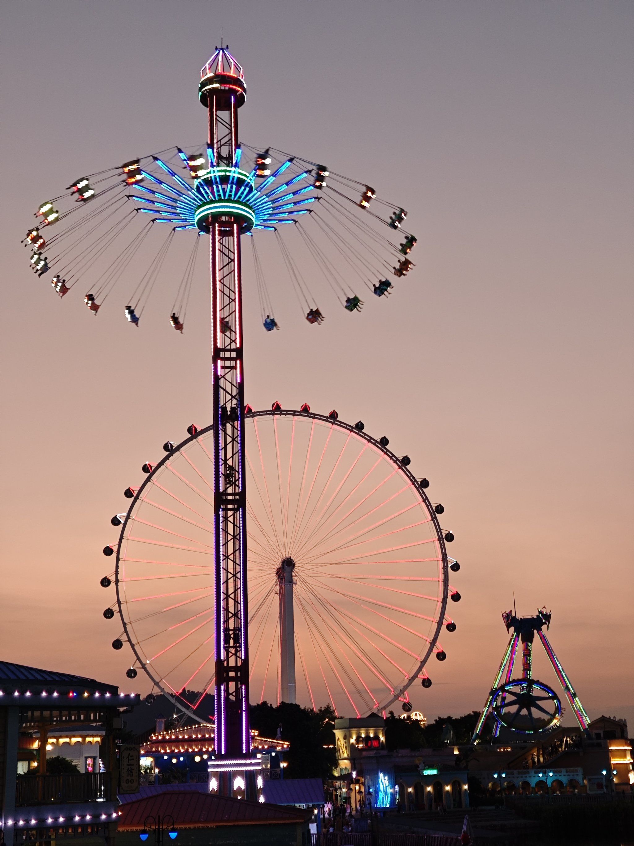 和摩天轮一起看日落