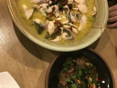 -俏湘厨•地道湘菜(建华南路店)