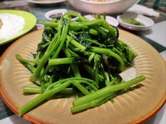 -滕记星发餐室·新加坡菜(巨鹿路店)