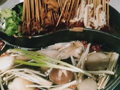 -钢管厂五区小郡肝串串香(奥克斯广场锦城万达店)