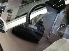 -TESLA 特斯拉(上海太古汇体验店)