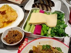 -玺炖·中国铁锅炖(南京东路店)