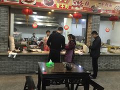 大堂-张一品食府