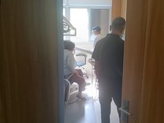 -上海仁爱医院口腔科 · 种植