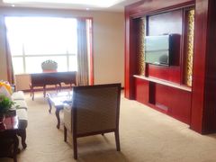 -兴芮温泉度假区