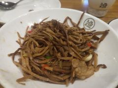 -江渔儿酸菜鱼(东二环泰禾店)