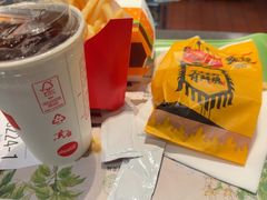 -麦当劳(乳山路店)