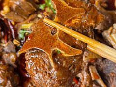 -大众跷脚牛肉馆·非遗传承单位(峨眉山店)