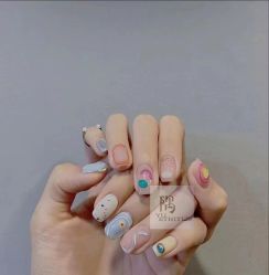-隅日式美甲美睫專門店