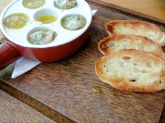 蜗牛配蒜香面包-EN SPACE恩空间