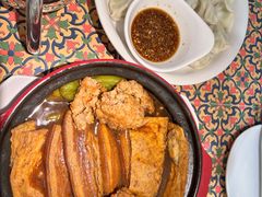 把子肉全家福-城南往事·鲁菜·烤鸭(世茂宽厚里·大明湖店)