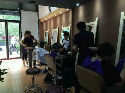 -明洞造型精品烫染