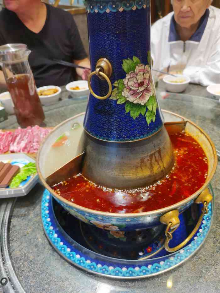 索伦旗纯羊涮肉坊(通州东郎店)-"刚开业不久的店,因为装修过程一直