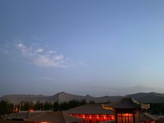 -敦煌山庄摘星阁