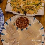 嘎嘎好好吃的烧烤😝，记忆串城东北烧烤