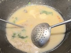 -陈大锅·岳阳鱼馆·地道岳阳菜(美食街店)