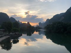 -广悦华阳朔河畔度假酒店(十里画廊遇龙河店)
