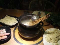 -尚品小土屋涮毛肚(李沧万达店)