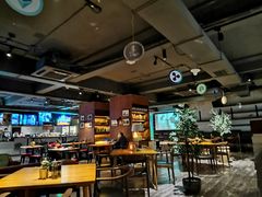 景观位-JINNS锦时 steak&pizza(浸信会礼拜堂旧址店)