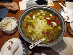 -渝是乎酸菜鱼(龙旗购物中心店)