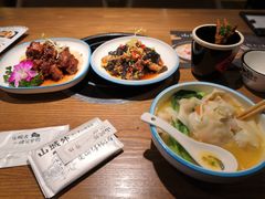 -山城外·非遗酸菜鱼(财富中心店)