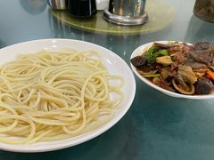 -蘑菇拌面•正宗新疆菜