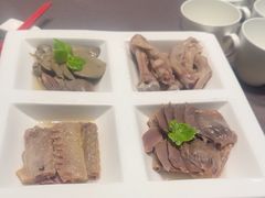 -香山湖家家宴(中山陵店)