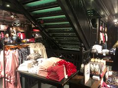 -Hollister(希慎广场店)
