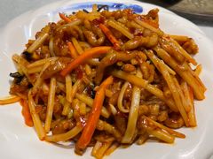 -鑫巴蜀小镇 · 水煮鱼专研店(玉桥店)