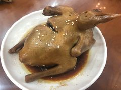 卤水乳鸽-煲煲掂风味煲仔饭餐厅(西区店)