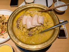 大骨头炖酸菜-关东小磨东北菜(上海长风大悦城店)