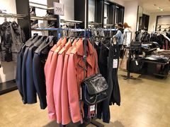 -ZARA(恒隆广场店)