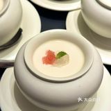 🦪乳山生蚝 都是来自乳山的生蚝，肉质饱满，鲜美畅快